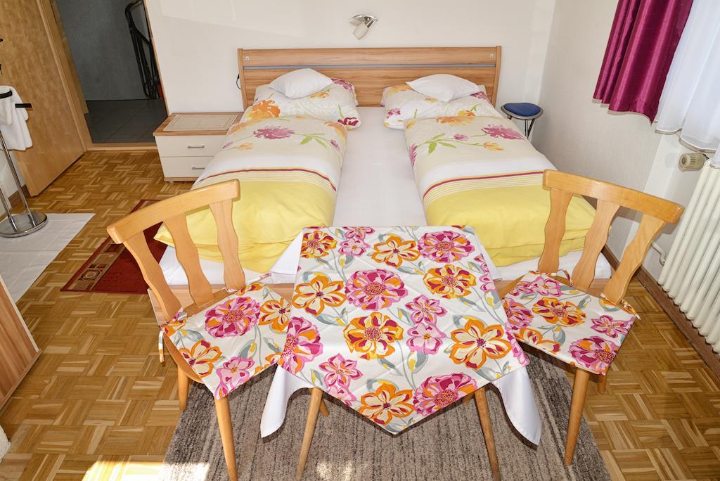 Hotel Haus Gabriela Itter Pokój zdjęcie