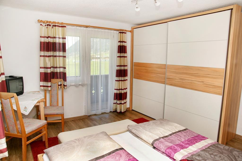 Hotel Haus Gabriela Itter Pokój zdjęcie